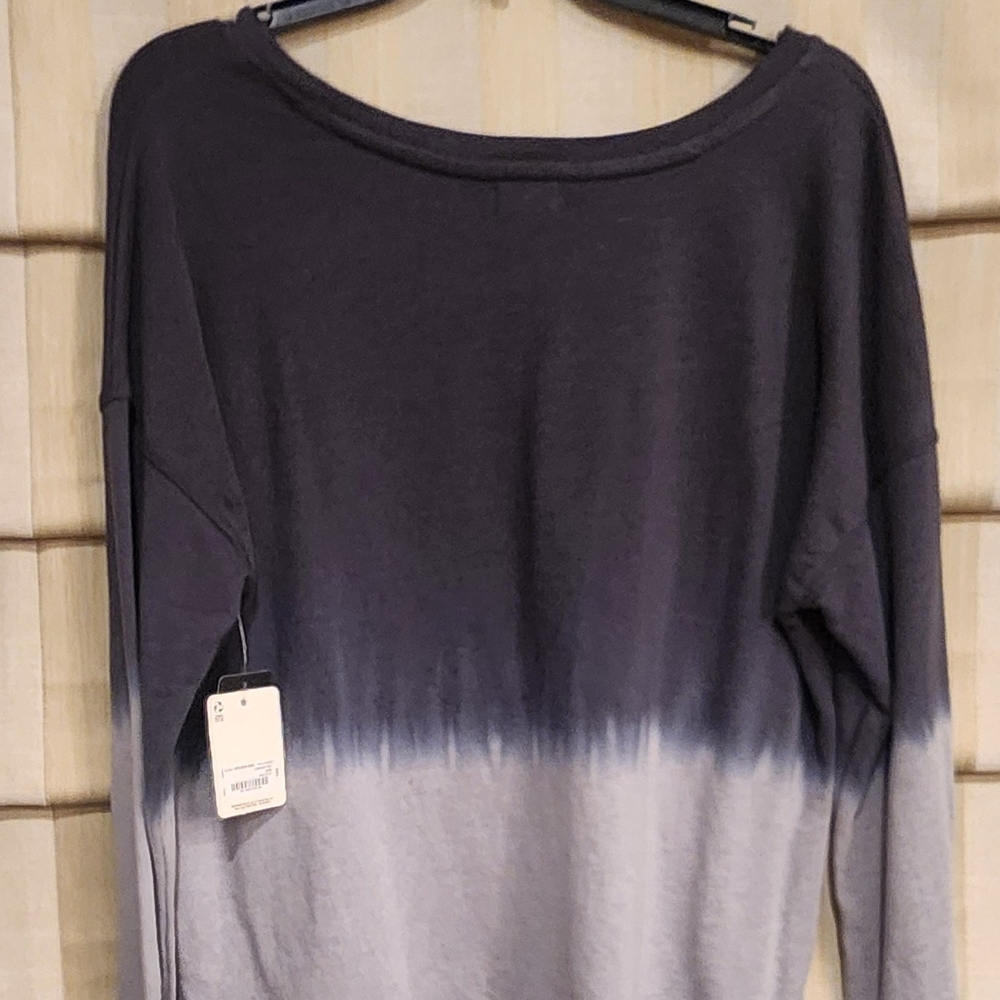 a.n.a Ombre Black and Gray Long Sleeve Top